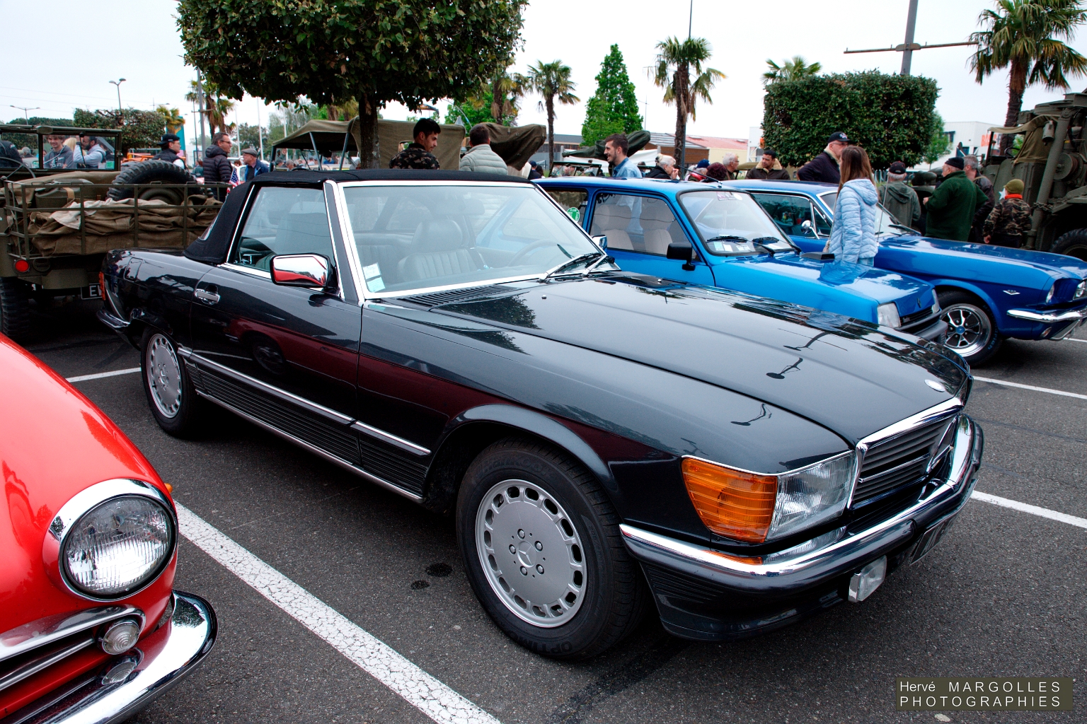 Mercedes 230 SL-02.jpg